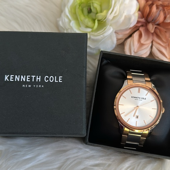 Kenneth Cole Men’s Two Tone Link Watch Large Face NEW! FIRM OVER 65% OFF!